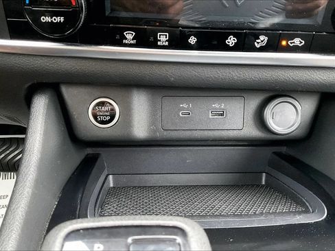 Used 2023 Nissan Rogue SV FWD image 22