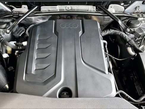 Used 2025 Audi Q5 Premium Plus w/ Premium Plus AWD/4WD image 31