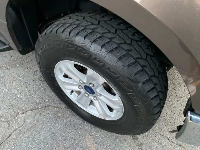 Used 2017 Ford F150 XL w/ Equipment Group 101A Mid AWD/4WD image 9