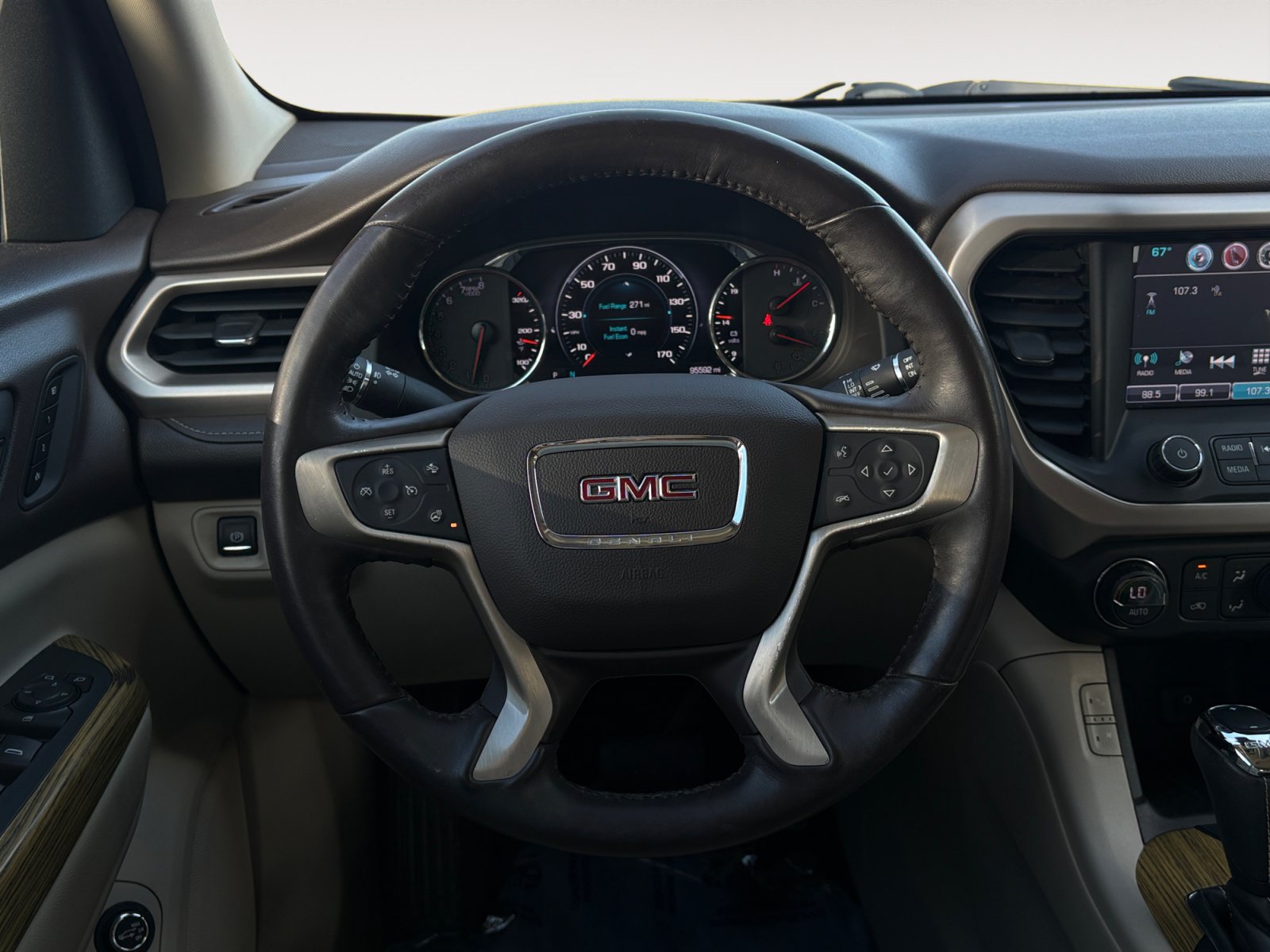 Used 2017 GMC Acadia Denali w/ Technology Package FWD image 12
