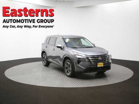 Used 2024 Nissan Rogue SV image 83