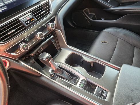 Used 2020 Honda Accord Sport image 14