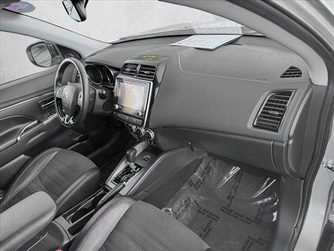 Used 2024 Mitsubishi Outlander Sport SE image 20