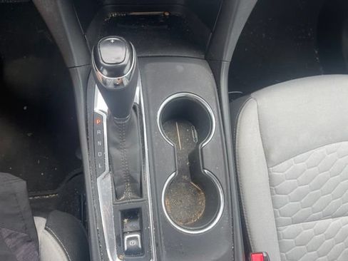 Used 2018 Chevrolet Equinox LT FWD image 28