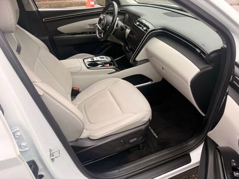 Used 2022 Hyundai Tucson Limited image 13