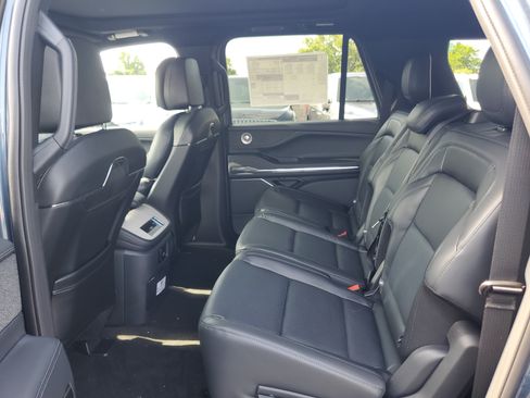 New 2027 Lincoln Navigator L Reserve w/ Jet Appearance Package AWD/4WD image 27
