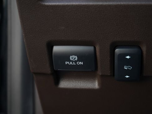 Used 2024 Ford F450 King Ranch w/ Chrome Package image 28