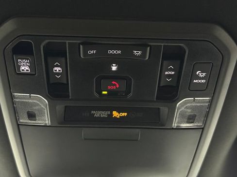 Used 2026 Toyota Tundra Platinum AWD/4WD image 24