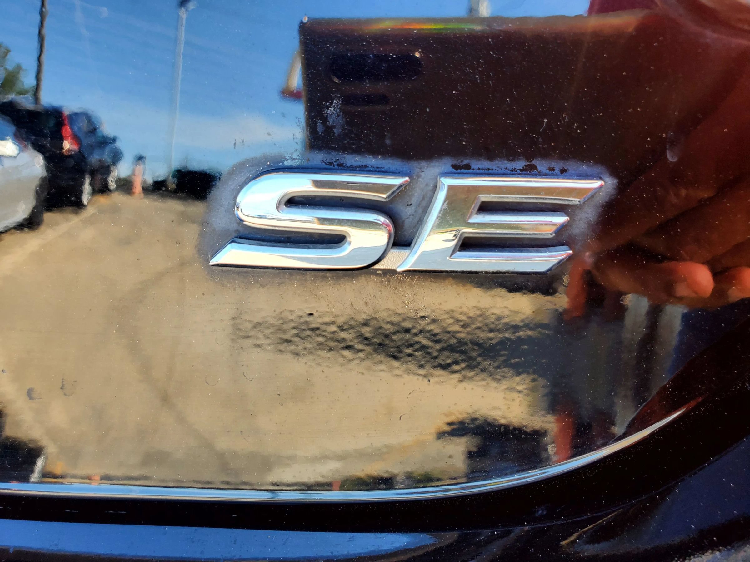 Used 2016 Toyota Camry SE FWD image 9