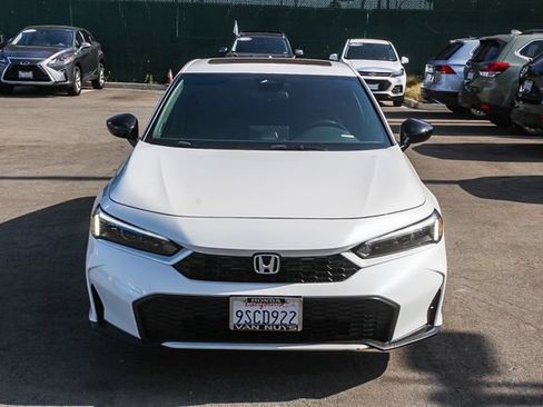Used 2025 Honda Civic Sport image 2