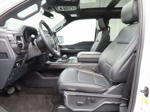 Used 2024 Ford F150 Lariat image 9