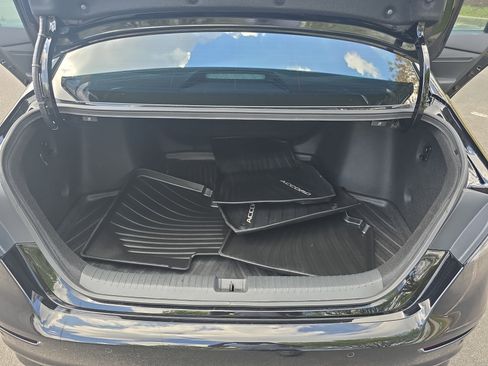 Used 2024 Honda Accord Touring image 12