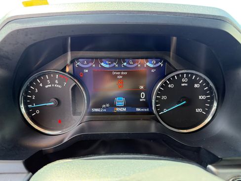 Used 2024 Ford Expedition Max XLT AWD/4WD image 11