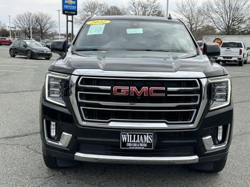 Used 2022 GMC Yukon SLT w/ SLT Luxury Package image 2