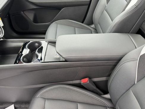 New 2024 Chevrolet Blazer EV LT image 34