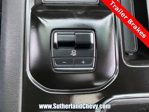 Used 2024 GMC Sierra 2500 AT4 w/ Technology Package image 45