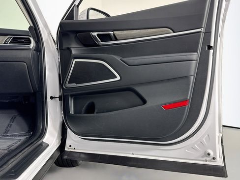 Used 2022 Kia Telluride EX w/ EX Premium Package image 24