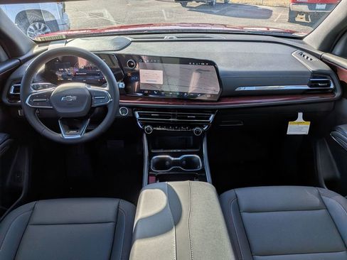 New 2026 Chevrolet Traverse Z71 w/ Driver Confidence Package image 30