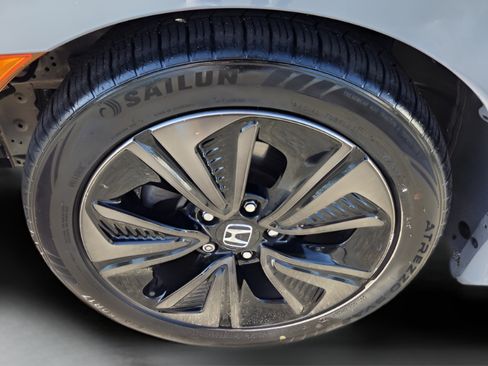 Used 2019 Honda Civic EX image 30