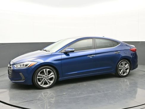 Used 2017 Hyundai Elantra Limited w/ Limited Tech Package 04 image 6