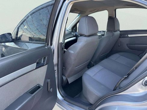 Used 2011 Chevrolet Aveo LT FWD image 16