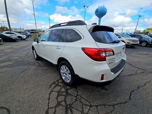 Used 2017 Subaru Outback 2.5i Premium w/ Popular Package #1 image 2
