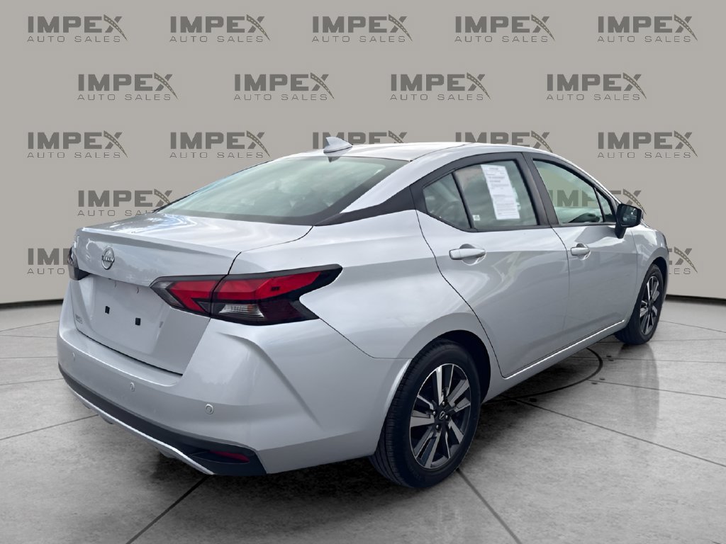Used 2025 Nissan Versa SV FWD image 5