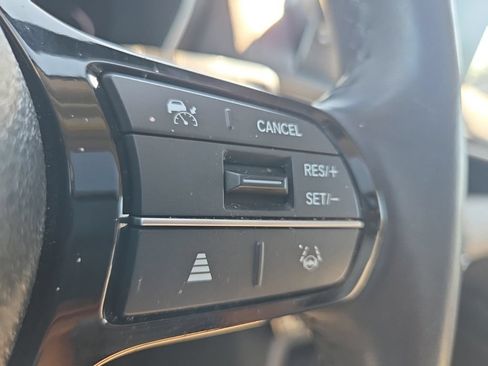 Used 2024 Honda Pilot Touring image 36