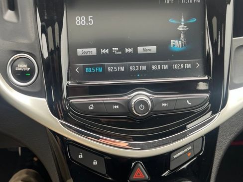 Used 2017 Chevrolet Sonic LT w/ Fun and Sun Package FWD image 10