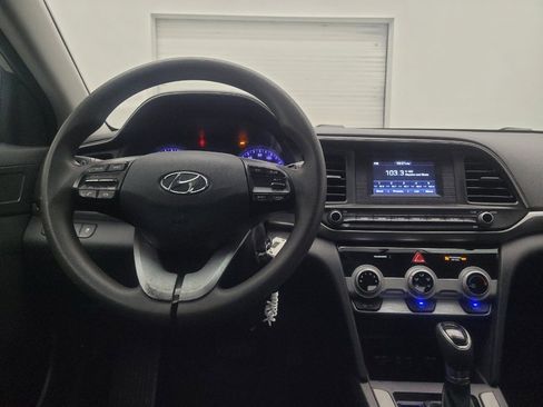 Used 2019 Hyundai Elantra SE w/ Cargo Package FWD image 22