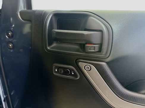 Used 2017 Jeep Wrangler Unlimited Sport w/ Quick Order Package 24S image 30