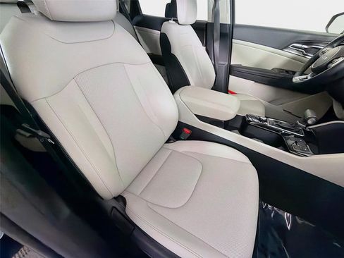 Certified 2023 Kia Sportage EX FWD image 27