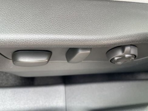 New 2026 Buick Envision Avenir image 18