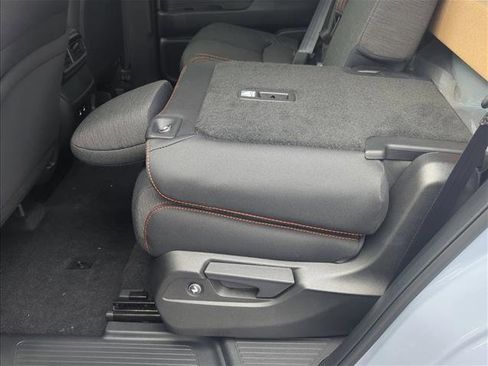 New 2026 Honda Pilot Sport image 4