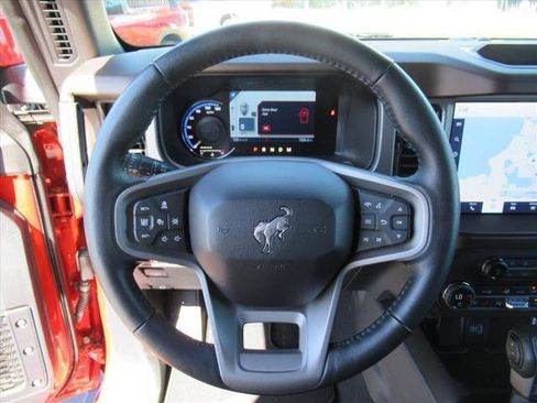 Used 2023 Ford Bronco Outer Banks image 20