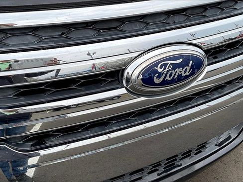 Used 2014 Ford Edge Limited image 25