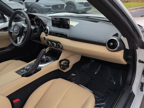 New 2026 MAZDA MX-5 Miata RF Grand Touring RWD image 14