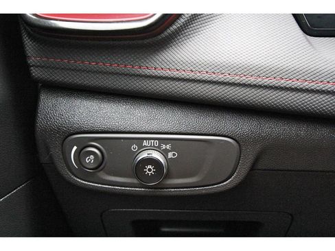 Used 2026 Chevrolet TrailBlazer RS w/ Convenience Package FWD image 19