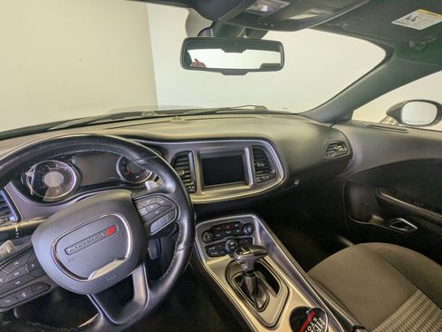 Used 2020 Dodge Challenger R/T image 16