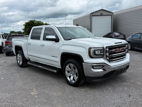 Used 2017 GMC Sierra 1500 SLT AWD/4WD image 2