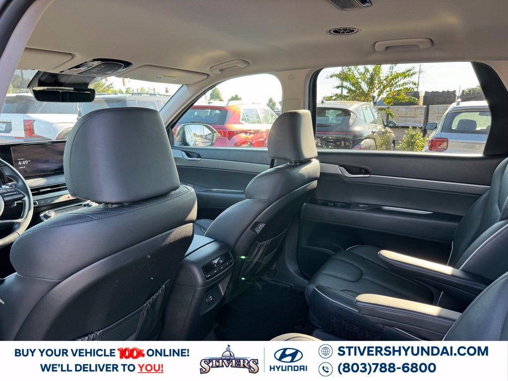 Certified 2025 Hyundai Palisade SEL FWD image 23