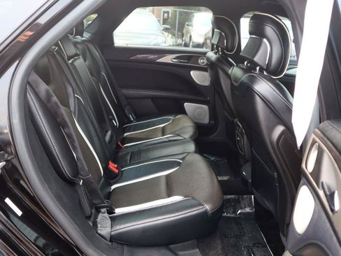 Used 2017 Lincoln MKZ Reserve w/ Luxury Package AWD/4WD image 12