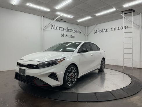 Used 2023 Kia Forte GT w/ GT2 Package image 3