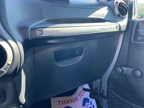 Used 2017 Jeep Wrangler Unlimited Sport w/ Max Tow Package image 32