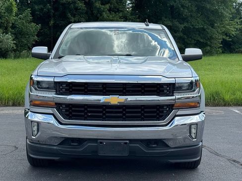Used 2017 Chevrolet Silverado 1500 LT w/ All Star Edition AWD/4WD image 3