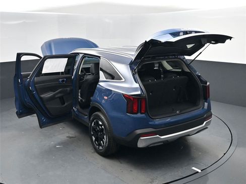 New 2026 Kia Sorento S image 15