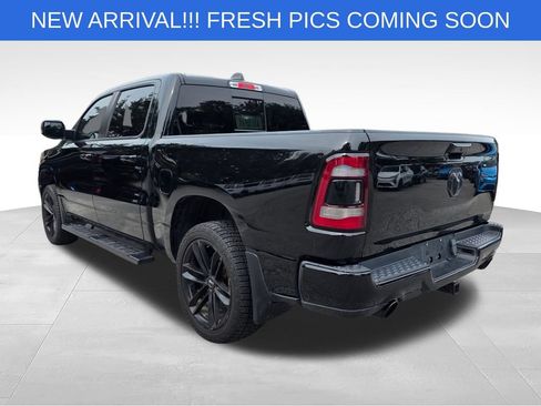 Used 2019 RAM 1500 Sport w/ Black Appearance Package AWD/4WD image 5