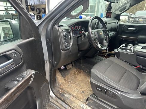 Used 2021 Chevrolet Silverado 1500 LT w/ Z71 Off-Road Package image 8