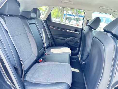 Used 2021 Kia Seltos S image 16