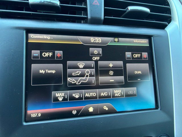 Used 2015 Ford Fusion SE FWD image 13